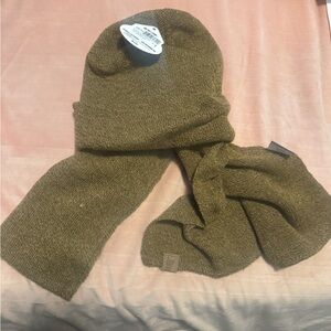 Men's Brown Knit Scarf and Beanie Set